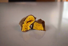 Load image into Gallery viewer, Sponge Toffee by the 1/4 lb