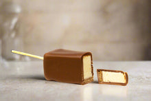 Load image into Gallery viewer, Cheesecake, Frozen *PICK UP OR DELIVERY ONLY*
