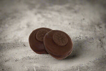 Load image into Gallery viewer, Oreo Cookie
