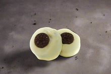 Load image into Gallery viewer, Oreo Cookie
